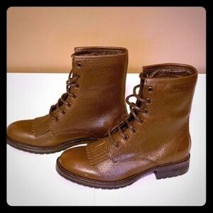 Wolverine textured leather boots with fringe! 5.5